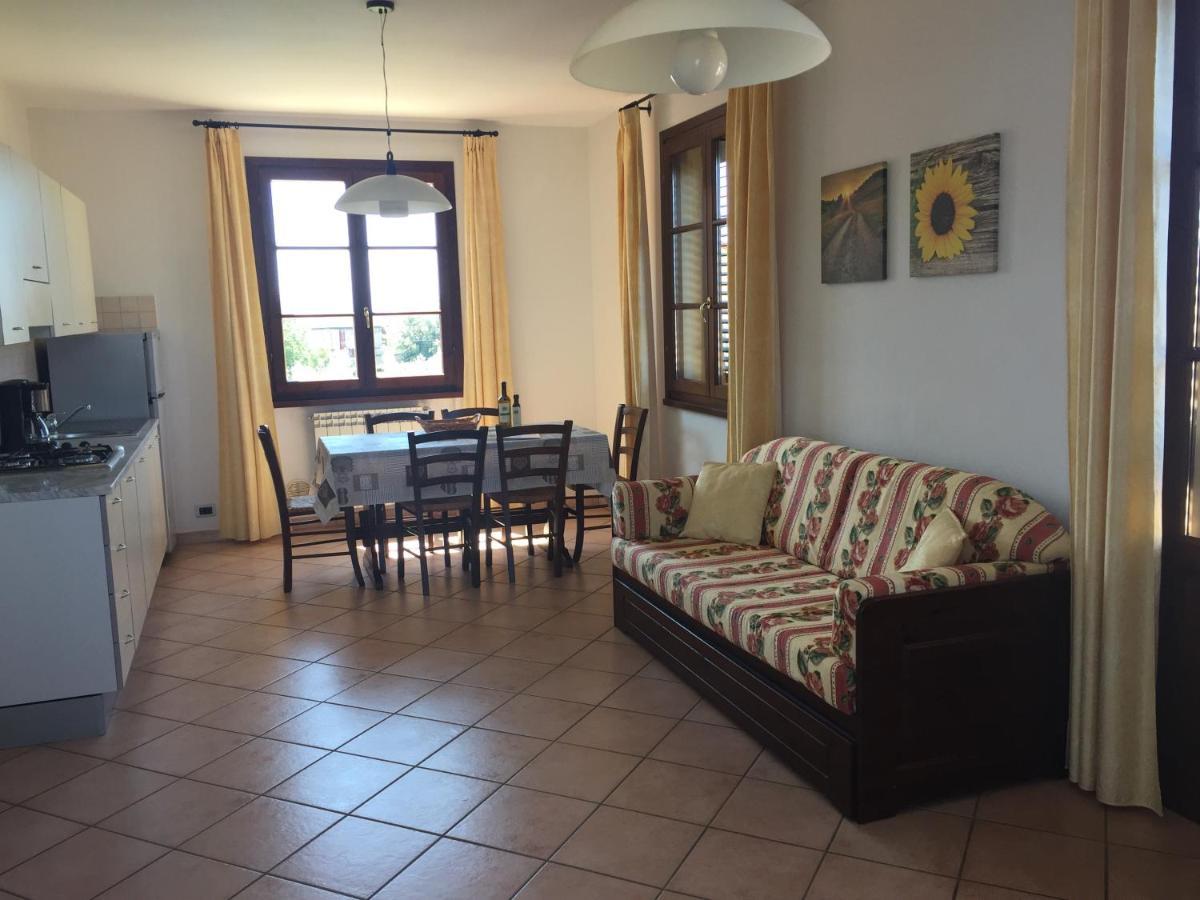 Le Macine Villa Cecina  Eksteriør billede
